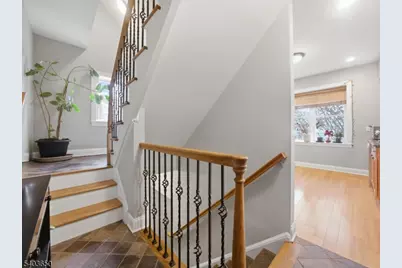 28A Gates Ave #A, Summit, NJ 07901 - Photo 5