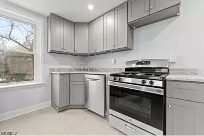 23 Reese Ct, Phillipsburg, NJ 08865 - Photo 9