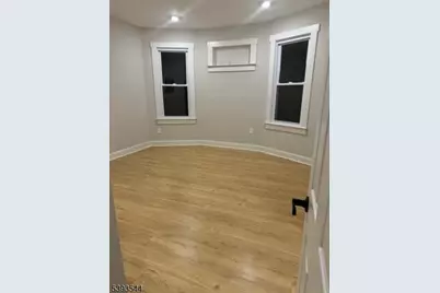 60 Cambridge St, East Orange, NJ 07018 - Photo 9
