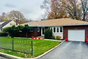 30 Woodrow Ave, Woodland Park, NJ 07424 - Photo 1