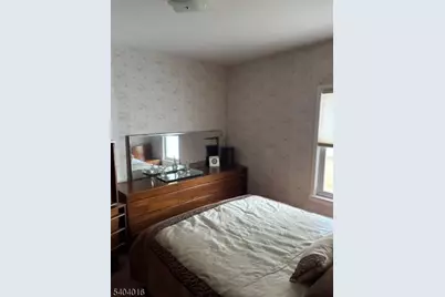 110 N 20th St, Kenilworth, NJ 07033 - Photo 5