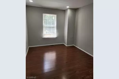 182 Scobee Ln, Franklin Township, NJ 08873 - Photo 11