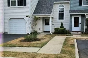 182 Scobee Ln, Franklin Township, NJ 08873 - Photo 1