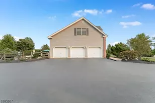 8 Hemingway Dr, Alexandria Township, NJ 08848 - Photo 43