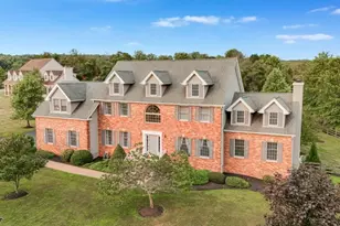 8 Hemingway Dr, Alexandria Township, NJ 08848 - Photo 1