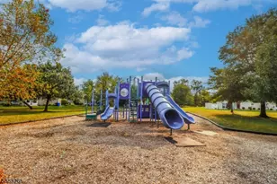 11 Borelle Square, Sayreville Boro, NJ 08859 - Photo 39