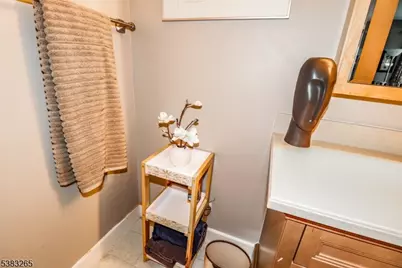 11 Borelle Sq, Sayreville Boro, NJ 08859 - Photo 25