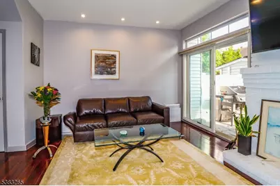 11 Borelle Sq, Sayreville Boro, NJ 08859 - Photo 9