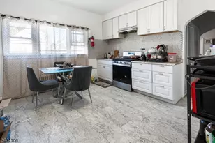 492 E 26th St, Paterson, NJ 07514 - Photo 15