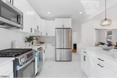 157 Demott Ave, Clifton, NJ 07011 - Photo 23