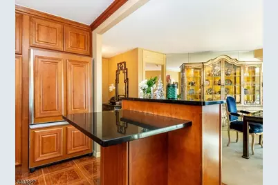 2 Claridge Dr #8IE, Verona Twp., NJ 07044 - Photo 13