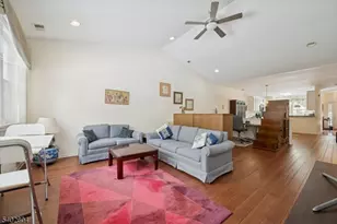 17 Ebersohl Cir, Readington Twp., NJ 08889 - Photo 13