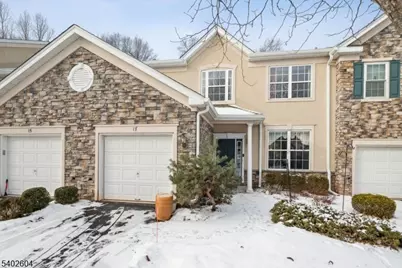 17 Ebersohl Cir, Readington Twp., NJ 08889 - Photo 1