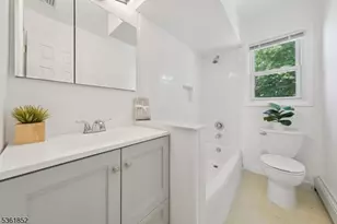 578 Winchester Ave, Union Township, NJ 07083 - Photo 11