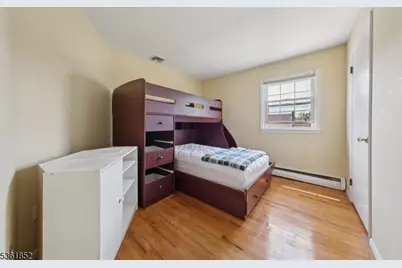 578 Winchester Ave, Union Township, NJ 07083 - Photo 13