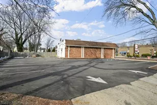 931 Amboy Ave, Edison, NJ 08837 - Photo 5