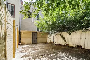 299 Halladay St, Jersey City, NJ 07304 - Photo 3