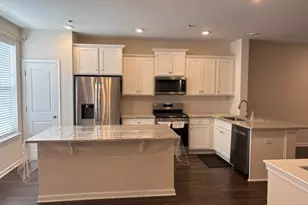 10 Stanton Rd, Mount Holly, NJ 08060 - Photo 3