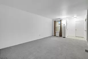 265 Spruce Ct, Raritan Township, NJ 08822 - Photo 19