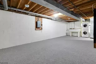 265 Spruce Ct, Raritan Township, NJ 08822 - Photo 7