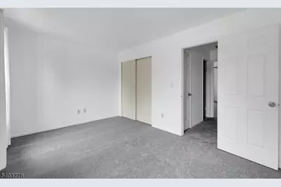 265 Spruce Ct, Raritan Township, NJ 08822 - Photo 17