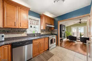 435 Spruce Ave, Garwood, NJ 07027 - Photo 7