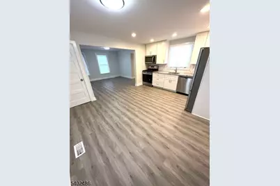 26 Garibaldi St, Bernardsville, NJ 07924 - Photo 7