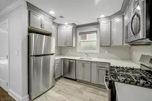 146 N 15th St Apt, East Orange, NJ 07017 - Photo 3