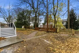 33 E Lincoln St, Verona, NJ 07044 - Photo 27