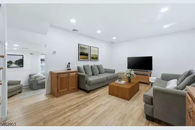 725 Anna Pl, North Plainfield, NJ 07063 - Photo 7