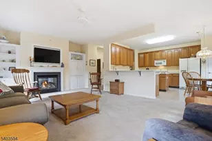 811 Holly Ln, Cedar Grove, NJ 07009 - Photo 19