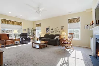 811 Holly Ln #811, Cedar Grove, NJ 07009 - Photo 17