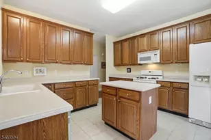 811 Holly Ln, Cedar Grove, NJ 07009 - Photo 13