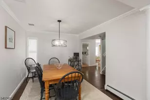 13 Park Ave, Green Brook Township, NJ 08812 - Photo 9