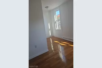 549 Avenue, Bayonne, NJ 07002 - Photo 9