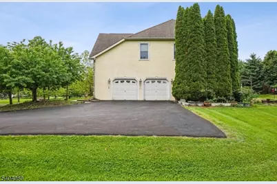 16 Surry Lane16, Franklin Township, NJ 08802 - Photo 31