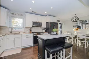 13 Bartle Rd, Franklin Township, NJ 08873 - Photo 9