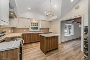 125 Sergeantsville Rd, Raritan Township, NJ 08822 - Photo 11