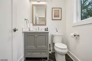 18 Glendale Ave, Livingston, NJ 07039 - Photo 39