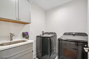 18 Glendale Ave, Livingston, NJ 07039 - Photo 49