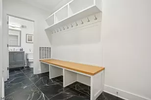 18 Glendale Ave, Livingston, NJ 07039 - Photo 21