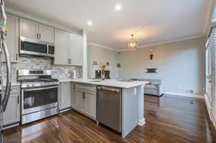 54 Magellan Way, Franklin Township, NJ 08823 - Photo 11