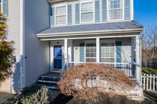 54 Magellan Way, Franklin Township, NJ 08823 - Photo 3