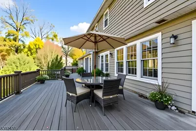 101 Cheshire Ln, Ringwood, NJ 07456 - Photo 33