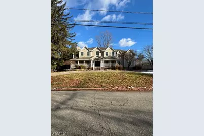 124 Coopers Ln, River Vale Township, NJ 07675 - Photo 1