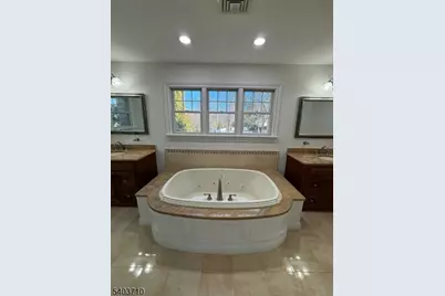 124 Coopers Ln, River Vale Township, NJ 07675 - Photo 41