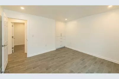 23 Liberty St, Saddle Brook Township, NJ 07663 - Photo 13