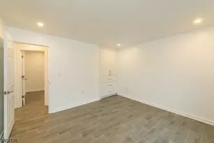 23 Liberty St, Saddle Brook Township, NJ 07663 - Photo 13