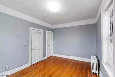 124 Storms Ave #4J, Jersey City, NJ 07306 - Photo 9