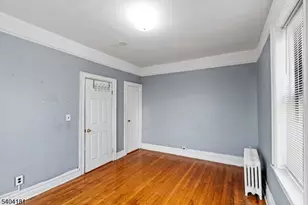 124 Storms Ave, Jersey City, NJ 07306 - Photo 9